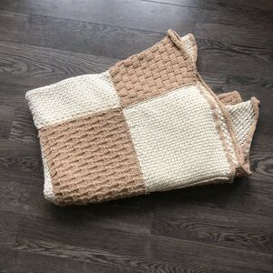 Handmade‎ Crotchet Checkered Blanket